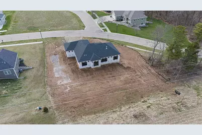 2050 Arbor Ridge Way, Janesville, WI 53548 - Photo 6