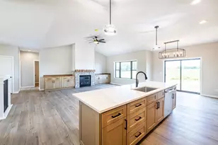 2050 Arbor Ridge Way, Janesville, WI 53548 - Photo 18