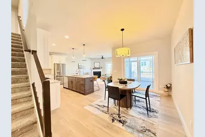 4719 Bellflower Drive, DeForest, WI 53532 - Photo 10