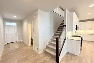 4719 Bellflower Dr, DeForest, WI 53532 - Photo 14