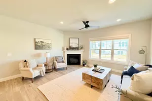 4719 Bellflower Dr, DeForest, WI 53532 - Photo 4