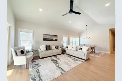 849 Deer Hollow Court, DeForest, WI 53532 - Photo 4