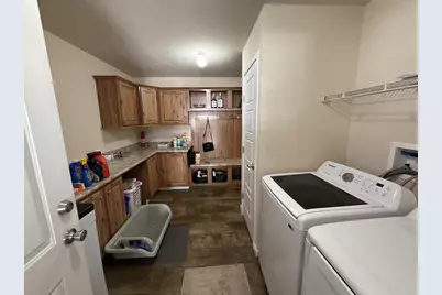 N114W20932 Briarwood Lane, Germantown, WI 53022 - Photo 10