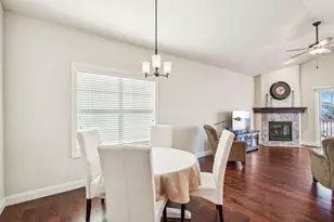 6795 Village Walk Ln, DeForest, WI 53532 - Photo 20