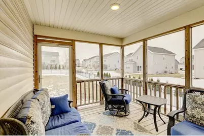 910 Yorktown Road, DeForest, WI 53532 - Photo 16