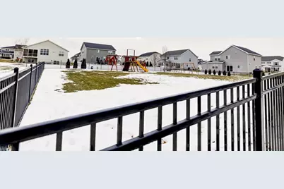 910 Yorktown Road, DeForest, WI 53532 - Photo 54