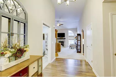 910 Yorktown Road, DeForest, WI 53532 - Photo 2