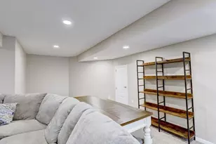 910 Yorktown Rd, DeForest, WI 53532 - Photo 34