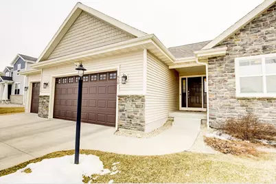 910 Yorktown Road, DeForest, WI 53532 - Photo 52