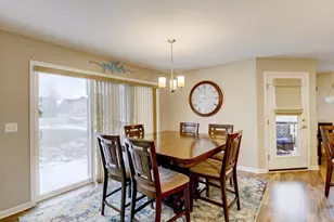 910 Yorktown Rd, DeForest, WI 53532 - Photo 12