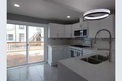 423 St. Lawrence Avenue, Beloit, WI 53511 - Photo 2