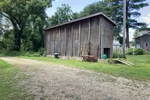 435 S Main St, Fall River, WI 53932 - Photo 46