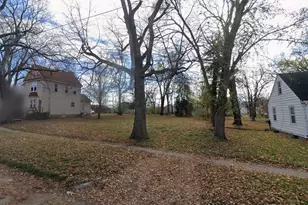 510 Kenwood Ave, Beloit, WI 53511 - Photo 1