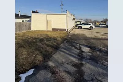 974 S Jackson Street, Janesville, WI 53545 - Photo 2