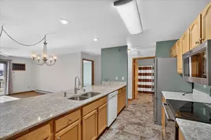 715 Canterberry Ct, West Bend, WI 53090 - Photo 6