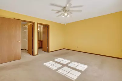 715 Canterberry Court #109, West Bend, WI 53090 - Photo 10