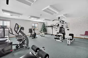 715 Canterberry Ct, West Bend, WI 53090 - Photo 18