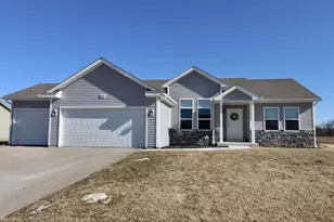 2635 S Claremont Dr, Beloit, WI 53511 - Photo 32