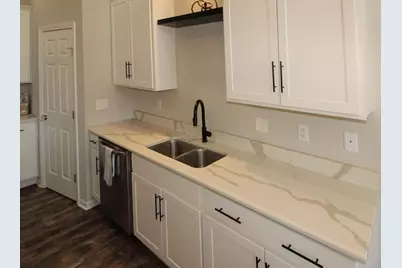 2635 S Claremont Drive, Beloit, WI 53511 - Photo 12