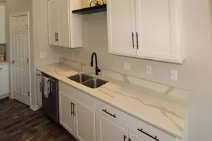 2635 S Claremont Dr, Beloit, WI 53511 - Photo 12