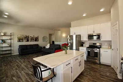 2635 S Claremont Drive, Beloit, WI 53511 - Photo 10