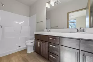 2813 No Oaks Ridge, Fitchburg, WI 53711 - Photo 10