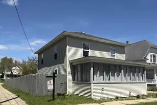 213 W Monowau St, Tomah, WI 54660 - Photo 2