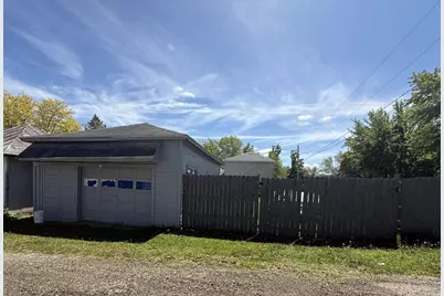 213 W Monowau Street, Tomah, WI 54660 - Photo 4