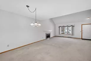 434 Cherry Hill Dr, Madison, WI 53717 - Photo 8