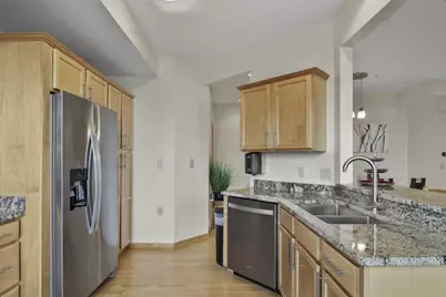 8235 Starr Grass Drive, Madison, WI 53719 - Photo 12