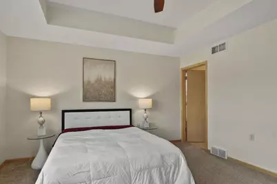 8235 Starr Grass Drive, Madison, WI 53719 - Photo 18