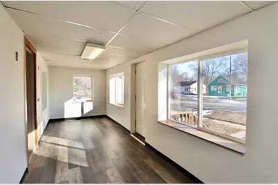 1733 W Grand Avenue, Beloit, WI 53511 - Photo 2