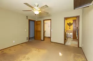 1018 Monroe St, Fort Atkinson, WI 53538 - Photo 20