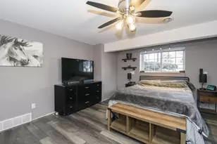 543 Goldenrod Cir, Verona, WI 53593 - Photo 16