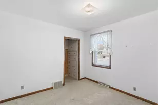 132 E Marion St, Portage, WI 53901 - Photo 10