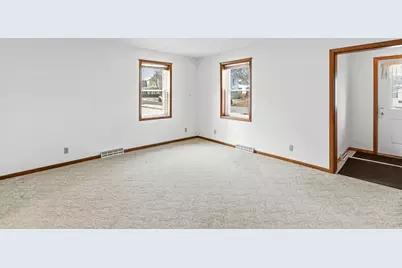 132 E Marion Street, Portage, WI 53901 - Photo 16