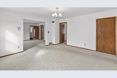 132 E Marion Street, Portage, WI 53901 - Photo 6