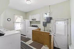 132 E Marion St, Portage, WI 53901 - Photo 22