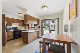 4162 Alvarez Ave, Madison, WI 53714 - Photo 8