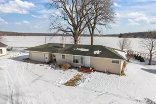 W2138 Melmar Dr, Markesan, WI 53946 - Photo 2
