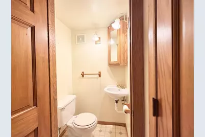 408 S Lincoln Avenue, Beaver Dam, WI 53916 - Photo 10