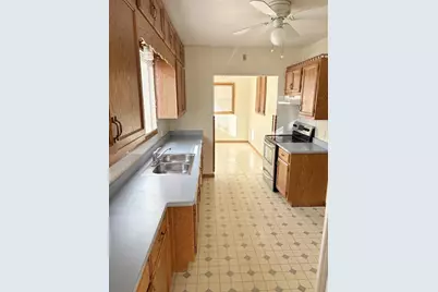 408 S Lincoln Avenue, Beaver Dam, WI 53916 - Photo 4