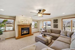 3823 Falcon Ridge Dr, Janesville, WI 53548 - Photo 6