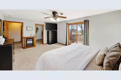 3823 Falcon Ridge Drive, Janesville, WI 53548 - Photo 22