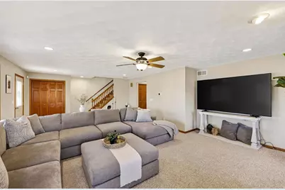 3823 Falcon Ridge Drive, Janesville, WI 53548 - Photo 8