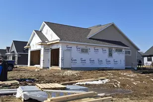 3613 Samson Dr, Janesville, WI 53563 - Photo 2