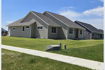 3613 Samson Drive, Janesville, WI 53563 - Photo 2