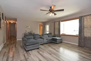 1909 E Memorial Dr, Janesville, WI 53545 - Photo 4