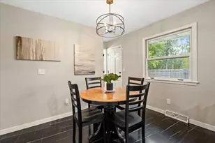 1030 Somerset Dr, Janesville, WI 53546 - Photo 16