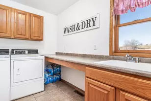 324 Diamond Oaks Dr, Ridgeville, WI 53533 - Photo 22